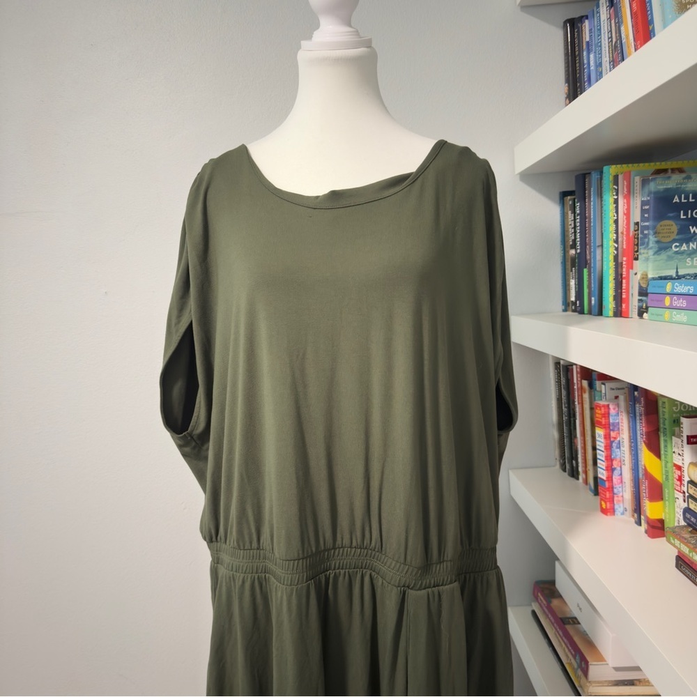 Universal Standard Olive Green Casual Dolman Sleeve Dress - Picture 2 of 11